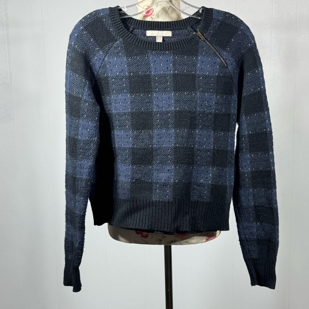 Banana Republic Blue and Black Plaid Sweater size M